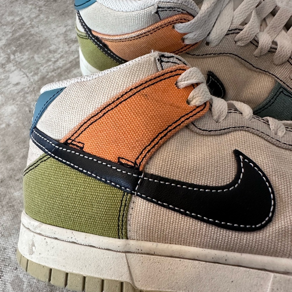 Nike Multicolor Dunks - Picture 7 of 8